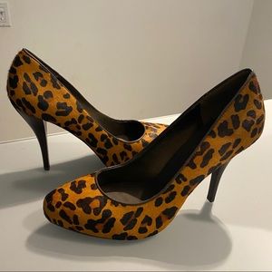 BANANA REPUBLIC X MADMEN Genuine Calf Fur Heels